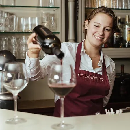 Bed And Wine Nonsolovino *