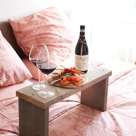 Bed And Wine Nonsolovino Bed & Breakfast