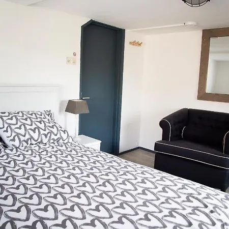 לינה וארוחת בוקר Bed And Wine Nonsolovino