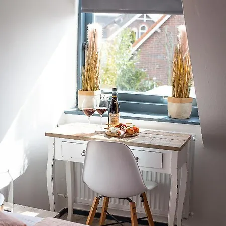 Bed And Wine Nonsolovino Frühstückspension Reeuwijk