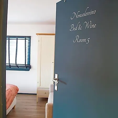 Bed And Wine Nonsolovino Couette-café