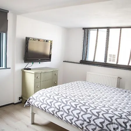 Bed And Wine Nonsolovino Bed & Breakfast Reeuwijk