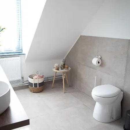 Bed And Wine Nonsolovino Bed & Breakfast Reeuwijk