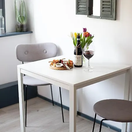 Bed And Wine Nonsolovino Bed & Breakfast Reeuwijk