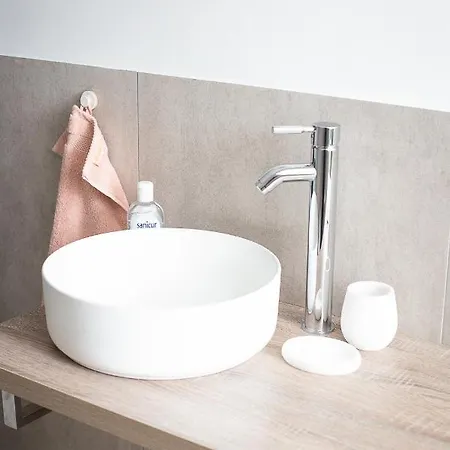 Bed And Wine Nonsolovino