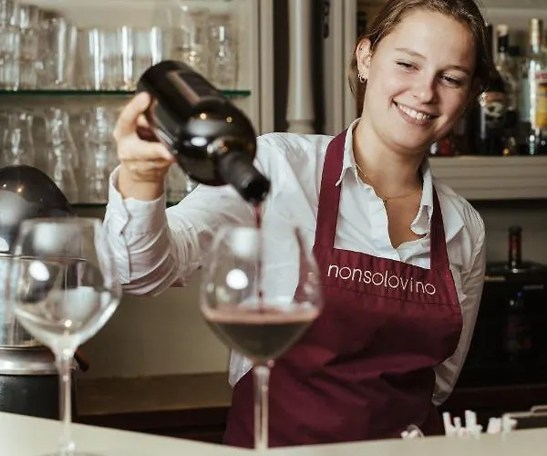 Bed And Wine Nonsolovino *