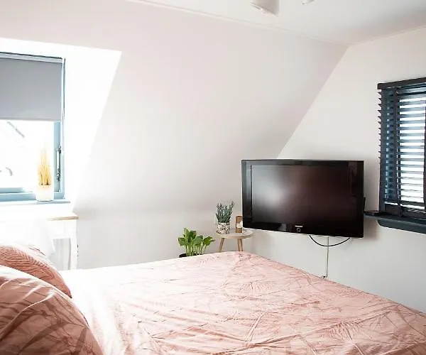 Bed And Wine Nonsolovino Bed & Breakfast *